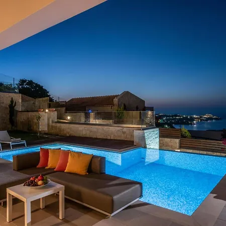 Omega House In Crete *